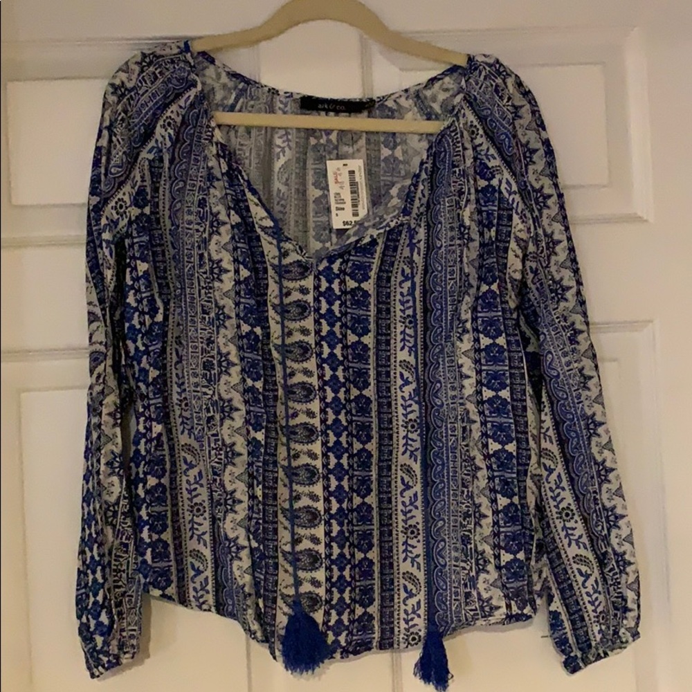 Ark & co shirt. New. Small